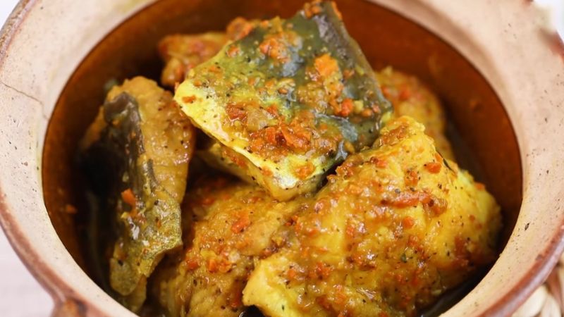 Cá dưa xám kho tộ