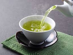 Uống trà xanh thay nước có tốt không