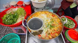 Quán chế biến sẵn hơn 45 món chất đầy thau, mua về là ăn ngay tiện lợi không phải nấu