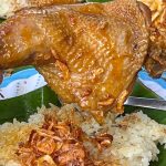 Cơm nếp gà rô ti Cơm nếp gà rô ti