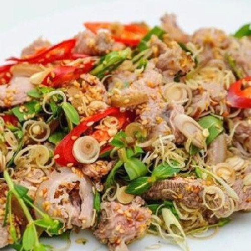 Dê xào sả ớt cay nồng đậm chất miền Trung